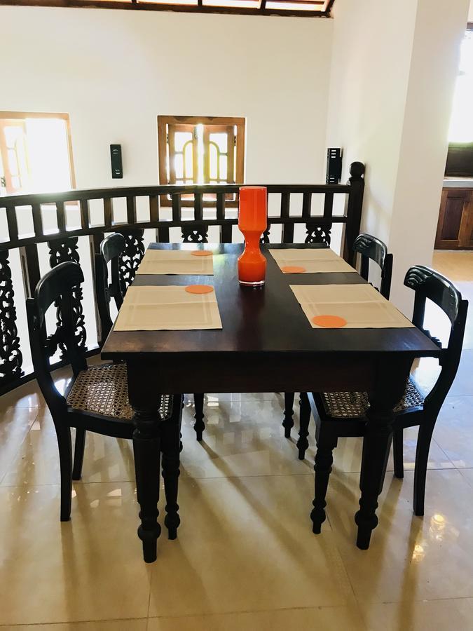 Neli Guests House Hotell Unawatuna Eksteriør bilde