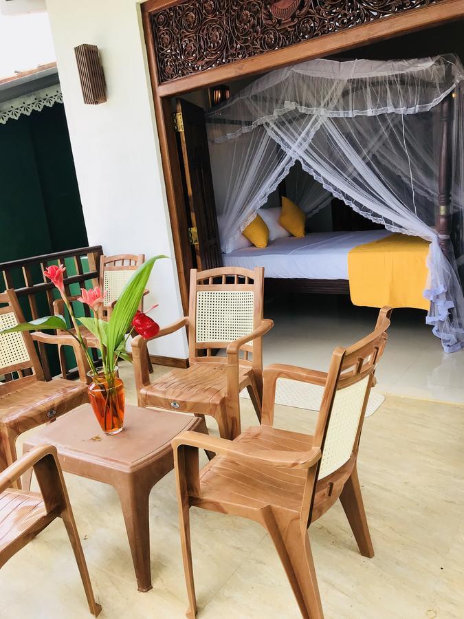 Neli Guests House Hotell Unawatuna Eksteriør bilde