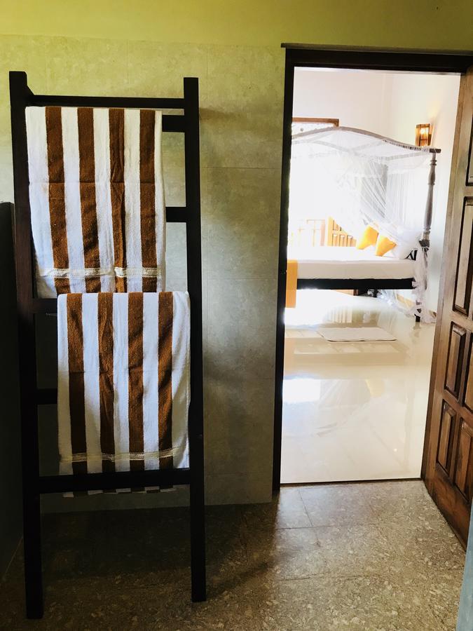 Neli Guests House Hotell Unawatuna Eksteriør bilde