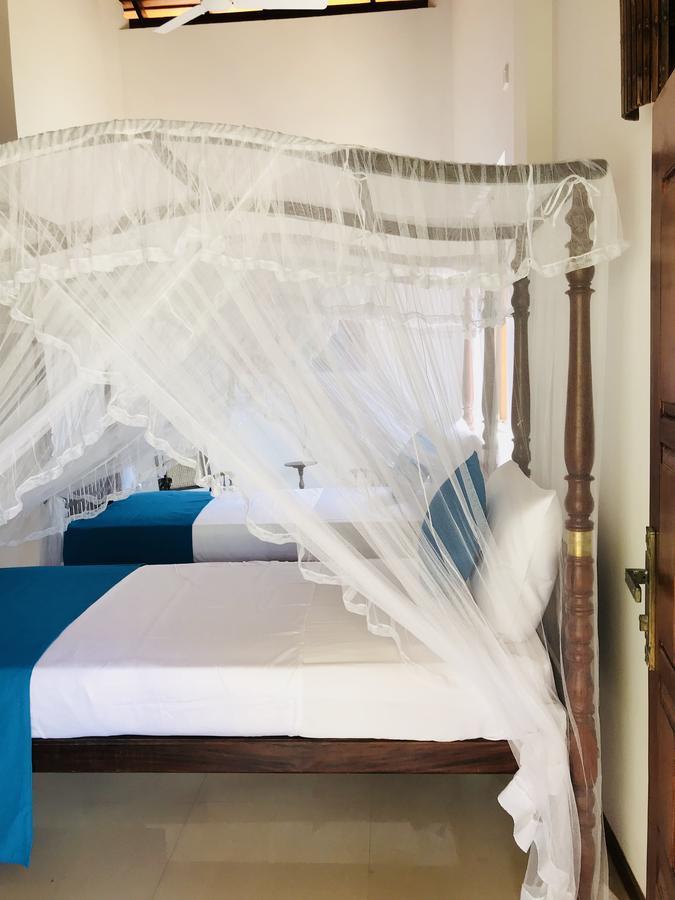 Neli Guests House Hotell Unawatuna Eksteriør bilde