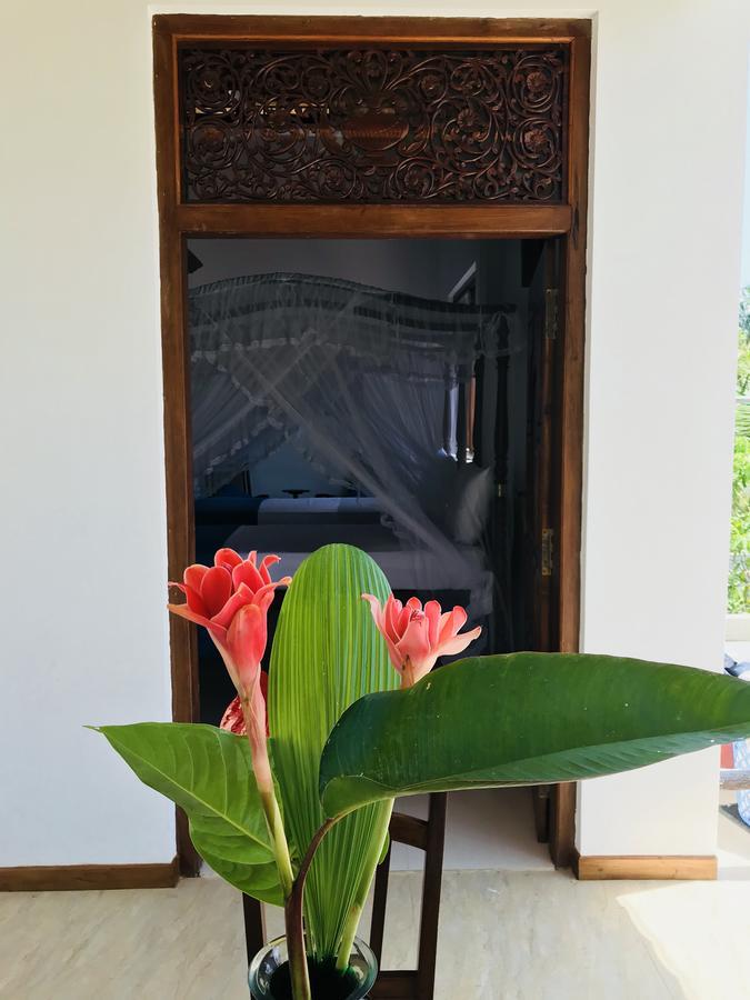 Neli Guests House Hotell Unawatuna Eksteriør bilde